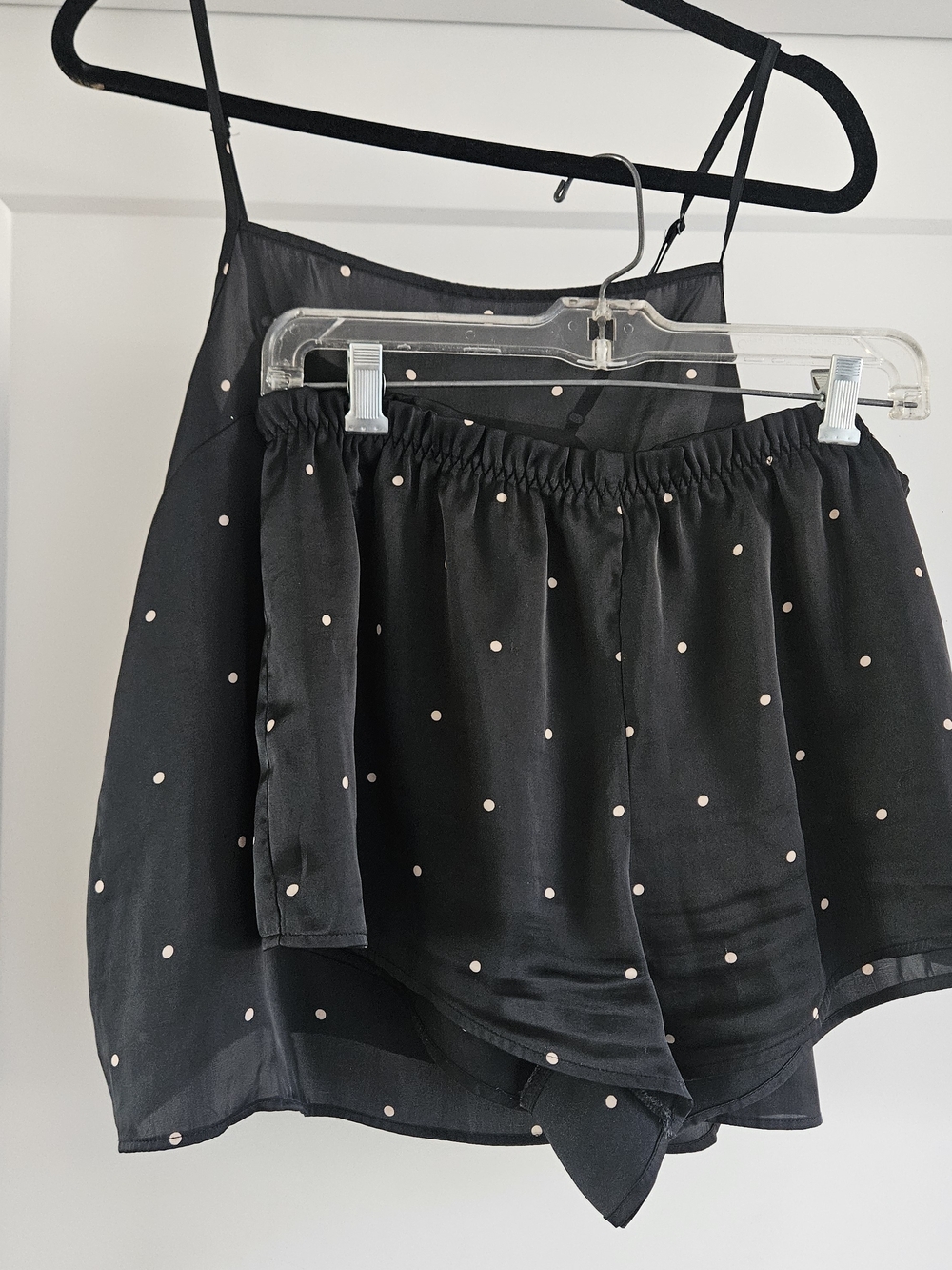 H&M Black Polka Dot Cami & Shorts Pajama Set - Light Pink Dots Sz M